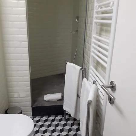 아파트 시티브레이크-아파트먼츠 칼데이레이루스 *